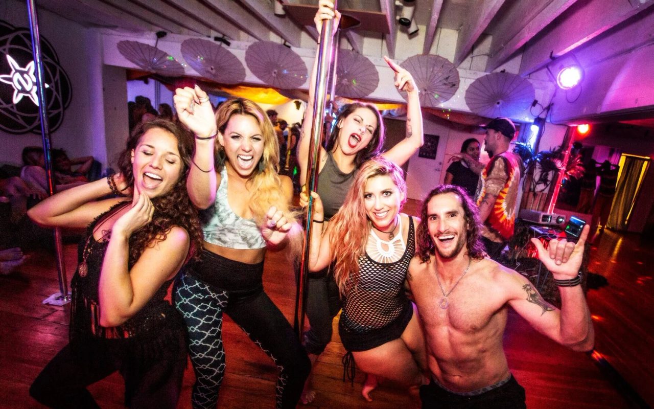 Minx Pole Dance Classes — San Francisco