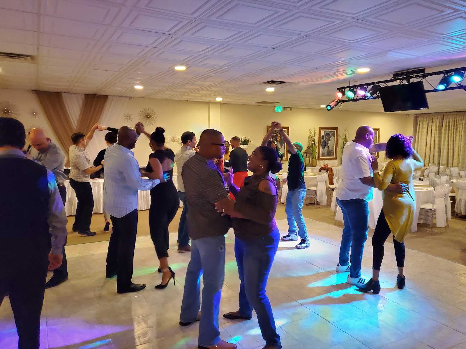 Shundo Ballroom Dance Studio — El Paso