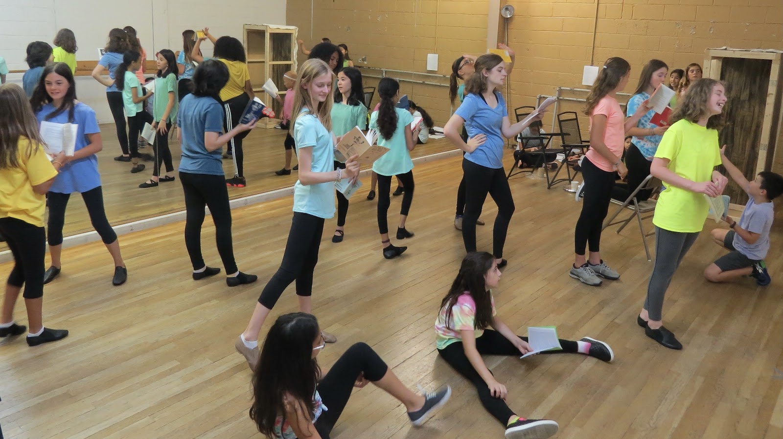 Broadway Performing Arts — Bloomfield