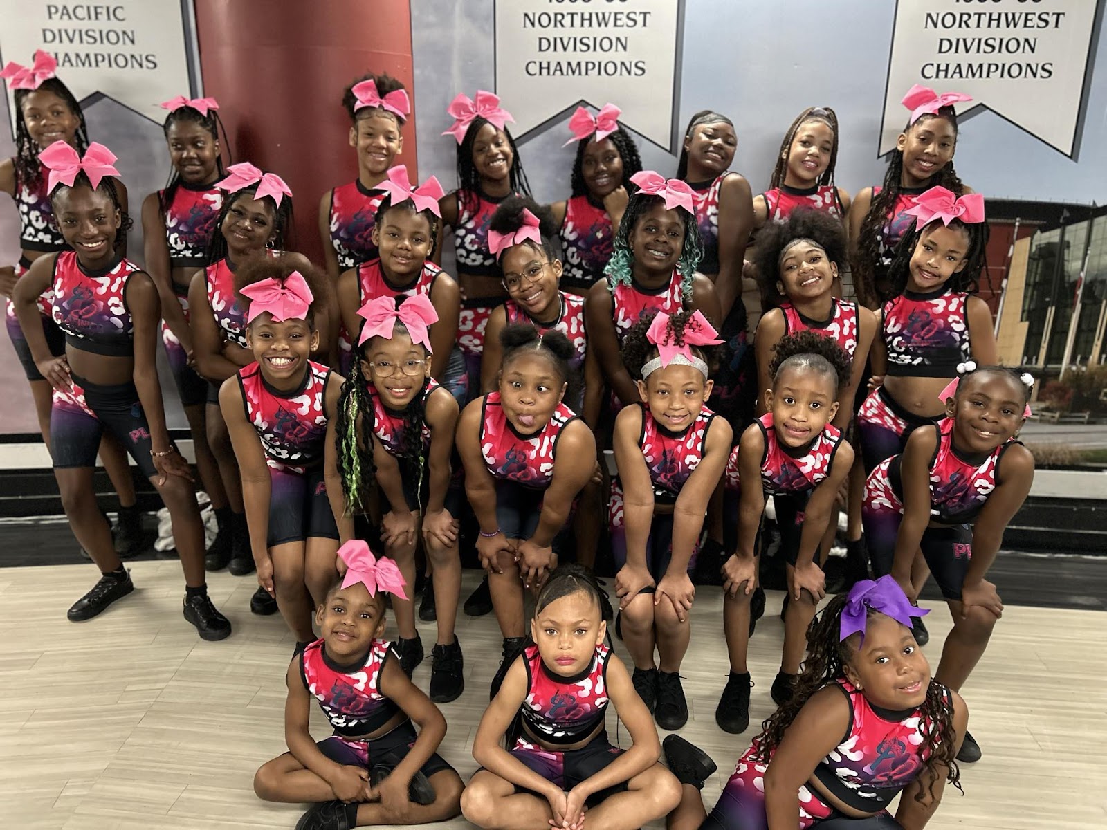 Platinum Divaz Dance Company — Aurora