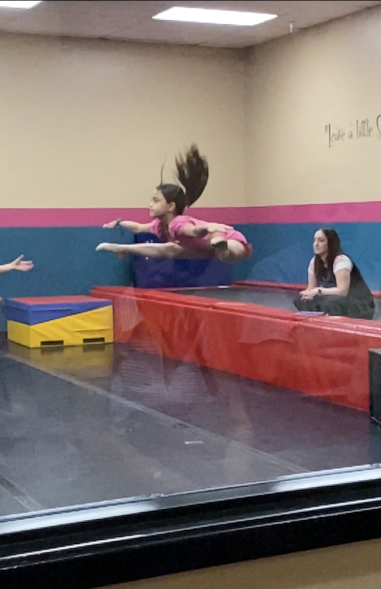 Dance Deluxe — Gilbert