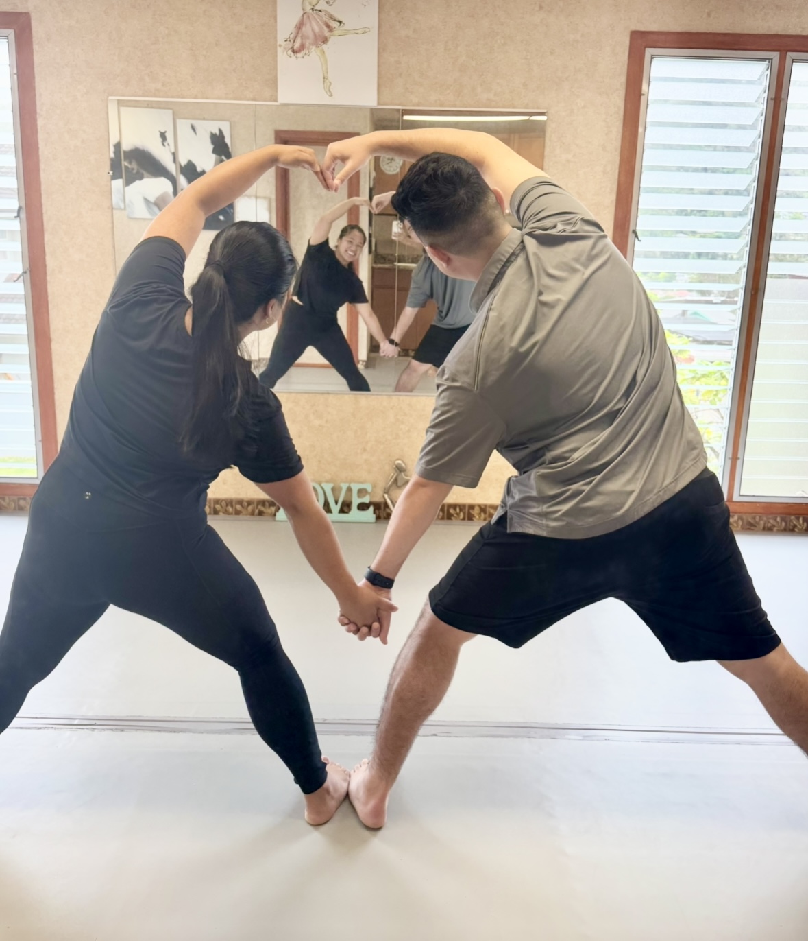 17 Dance Place — Honolulu