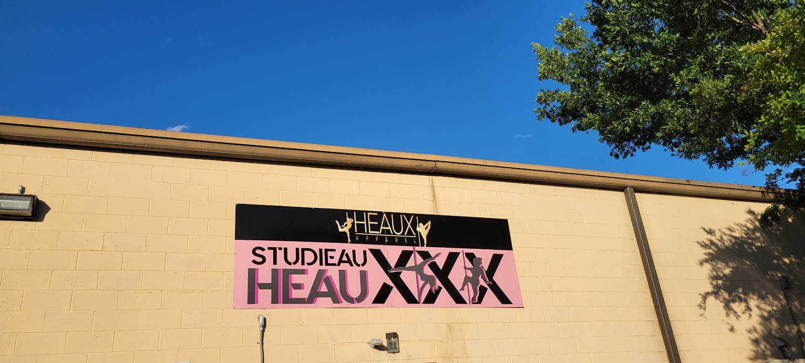 Studieauxxx Heauxxx — Columbia