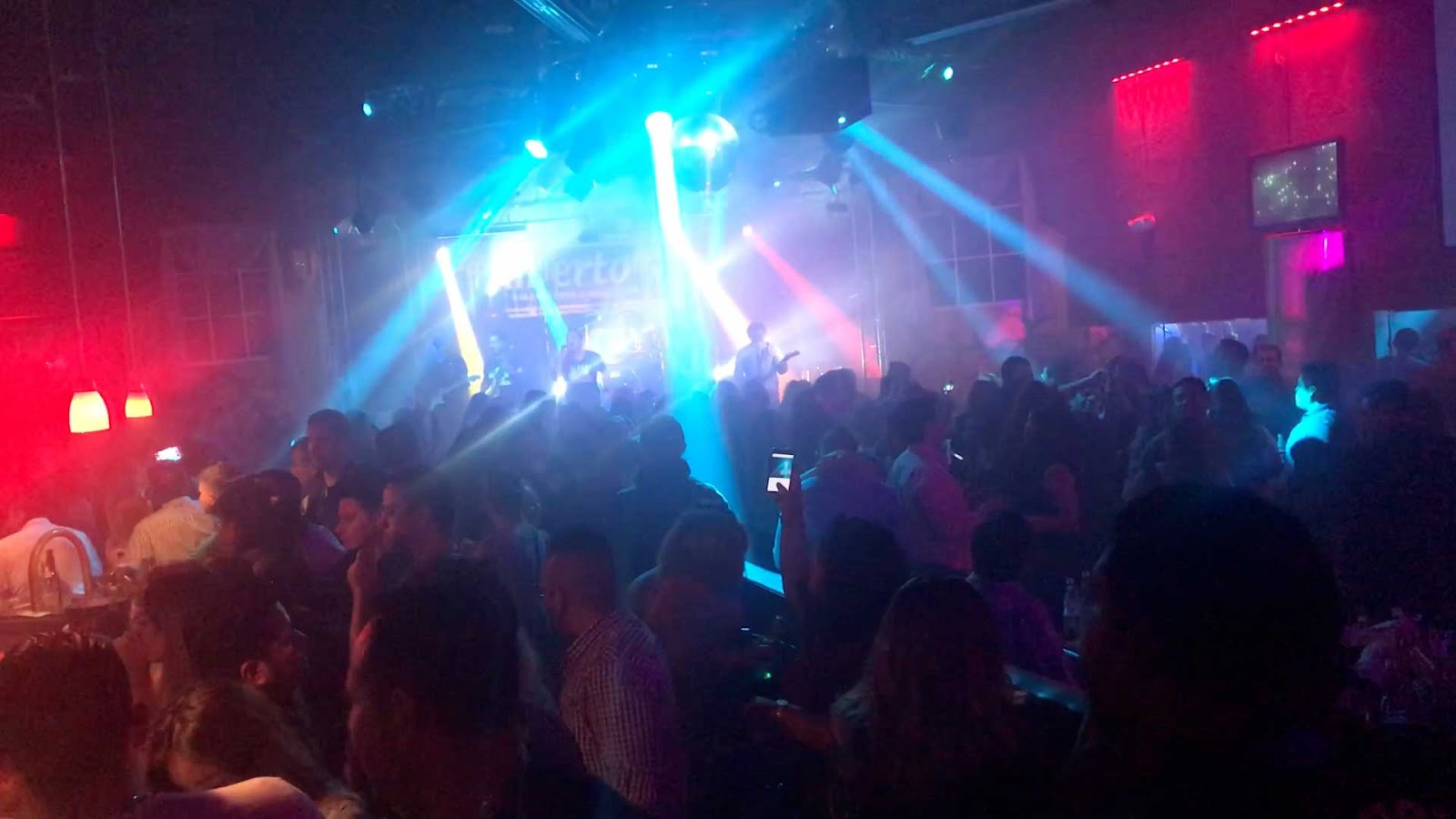 Alberto's Night Club — Mountain View