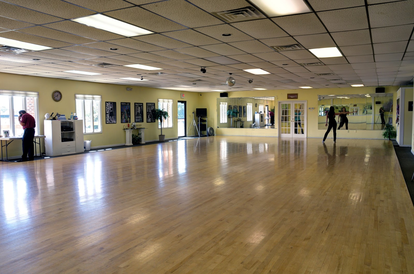 Southern Elegance Dance Studio — Huntsville