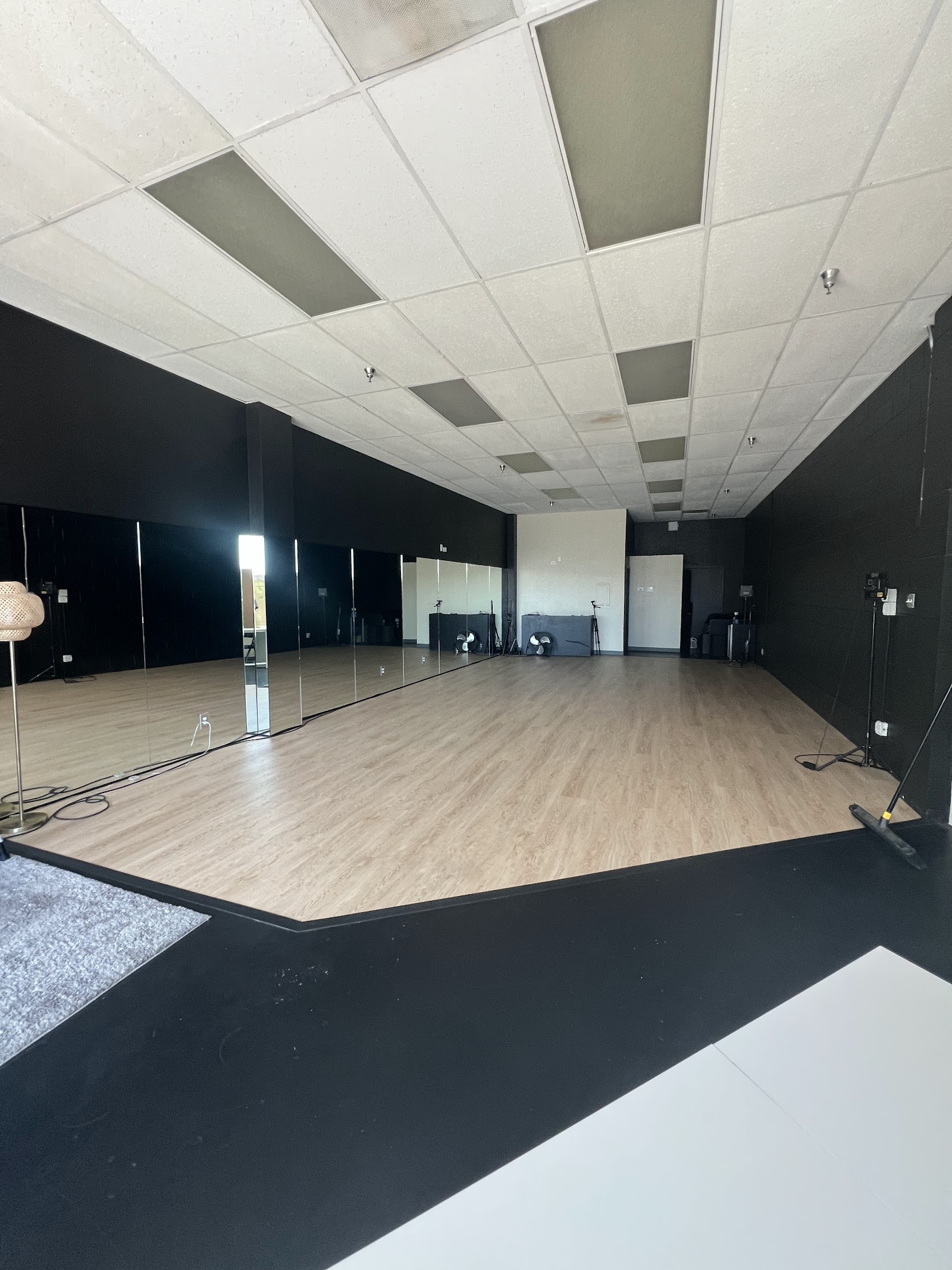 Wave Studio Space — Long Beach