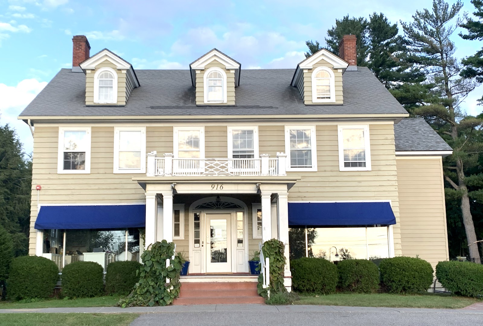 Davis Studio — South Burlington