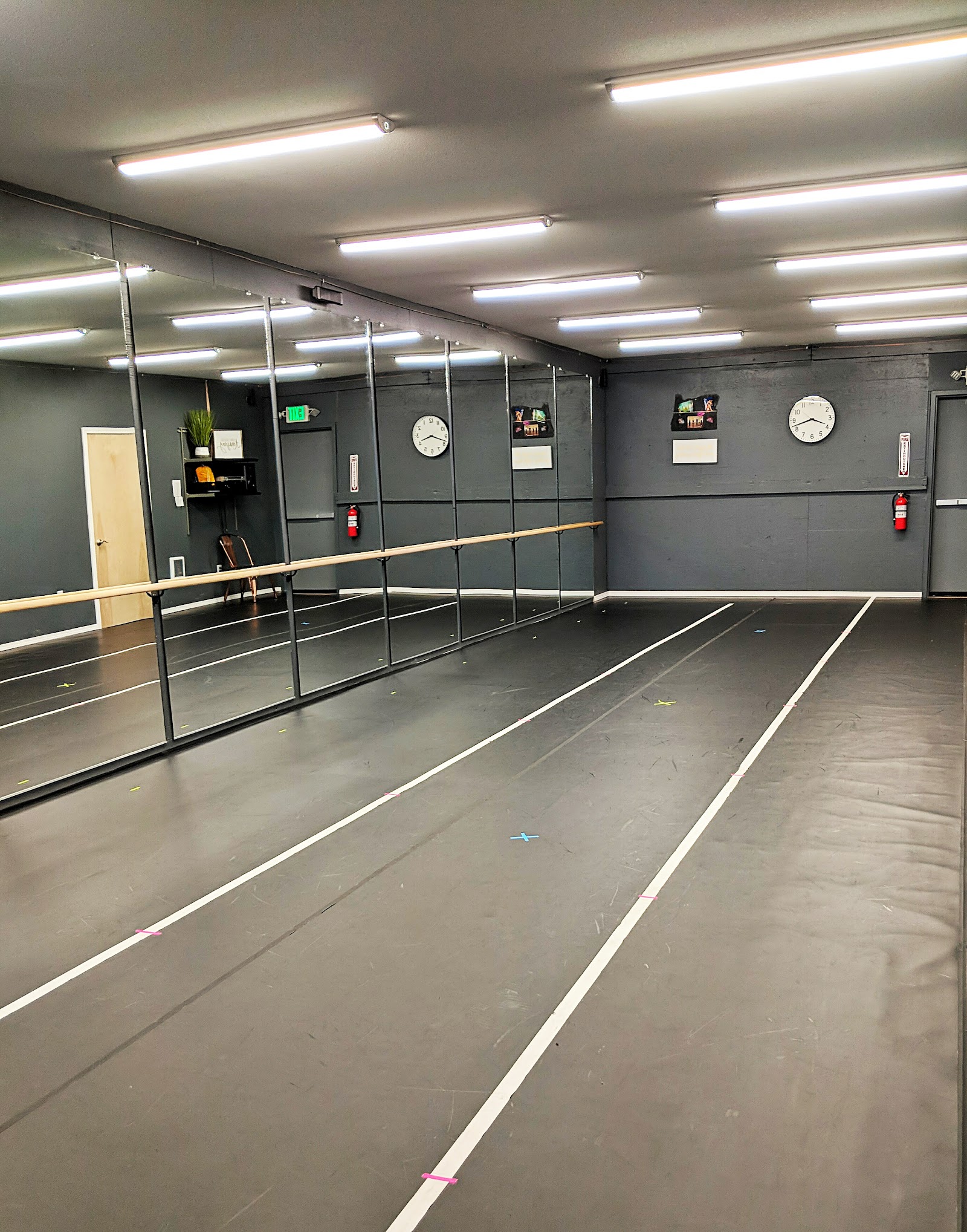 Tippy Toe Dance Studio — Salem