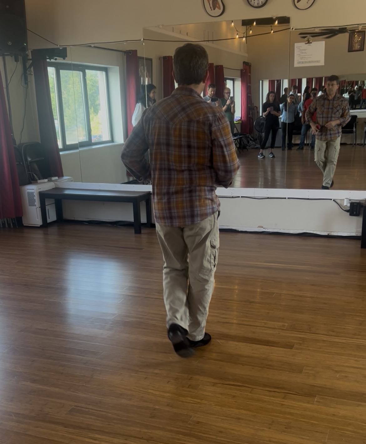 Viva Dance Columbus (formerly Emerald City Ballroom) — Upper Arlington