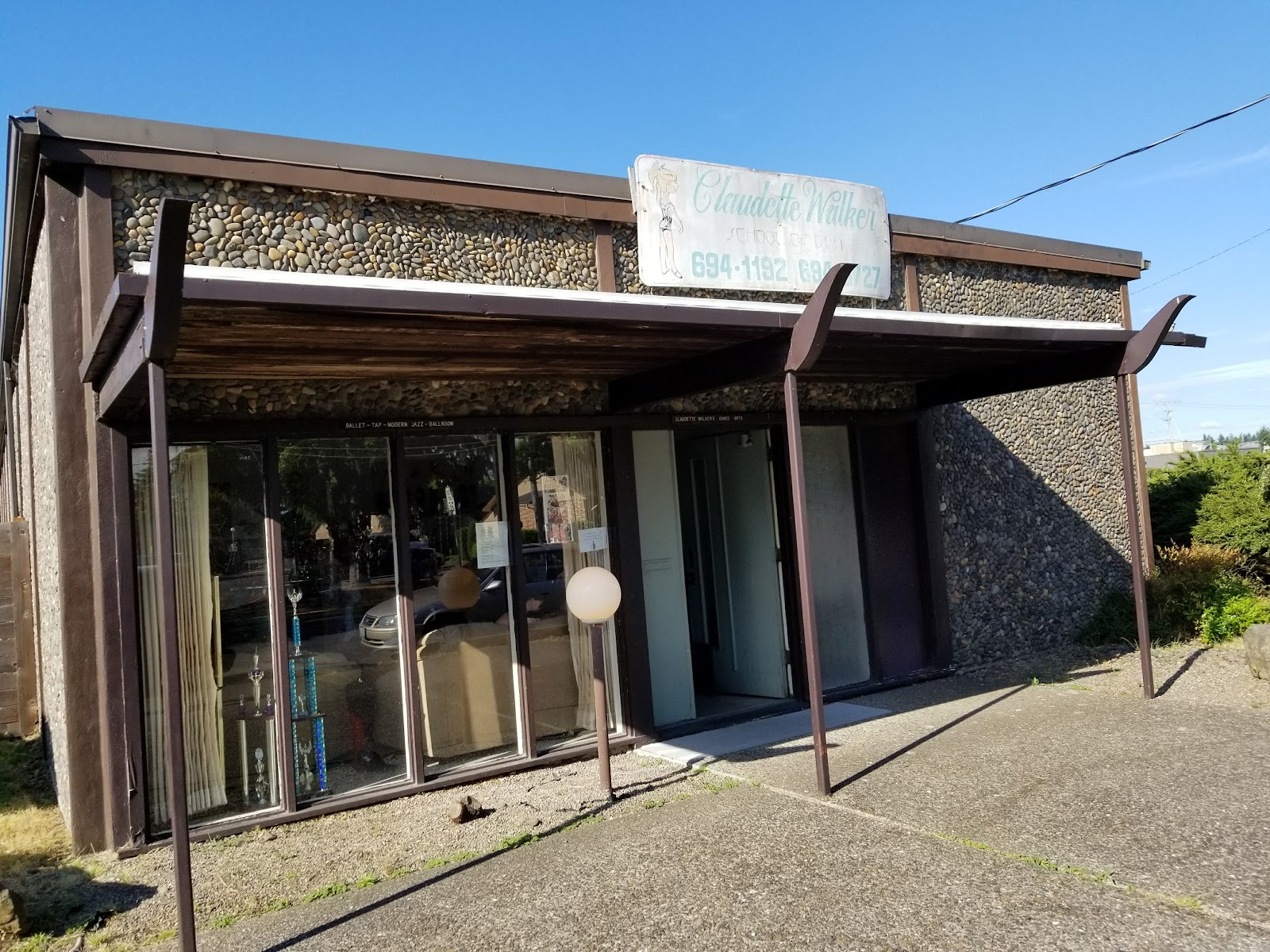 Claudette Walker School-Dance — Vancouver