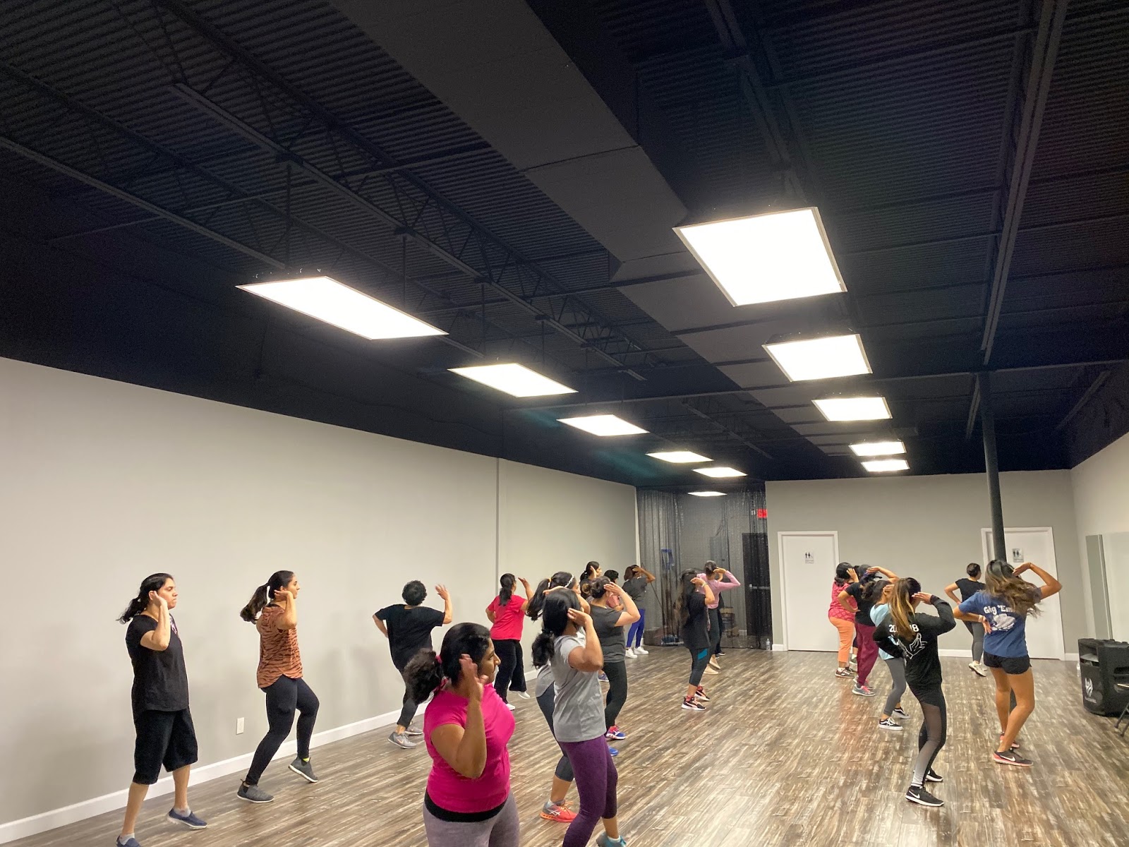 Milaana Dance Plano — Plano
