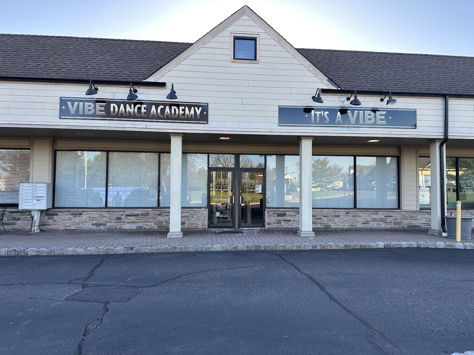 Vibe Dance Academy — Lebanon