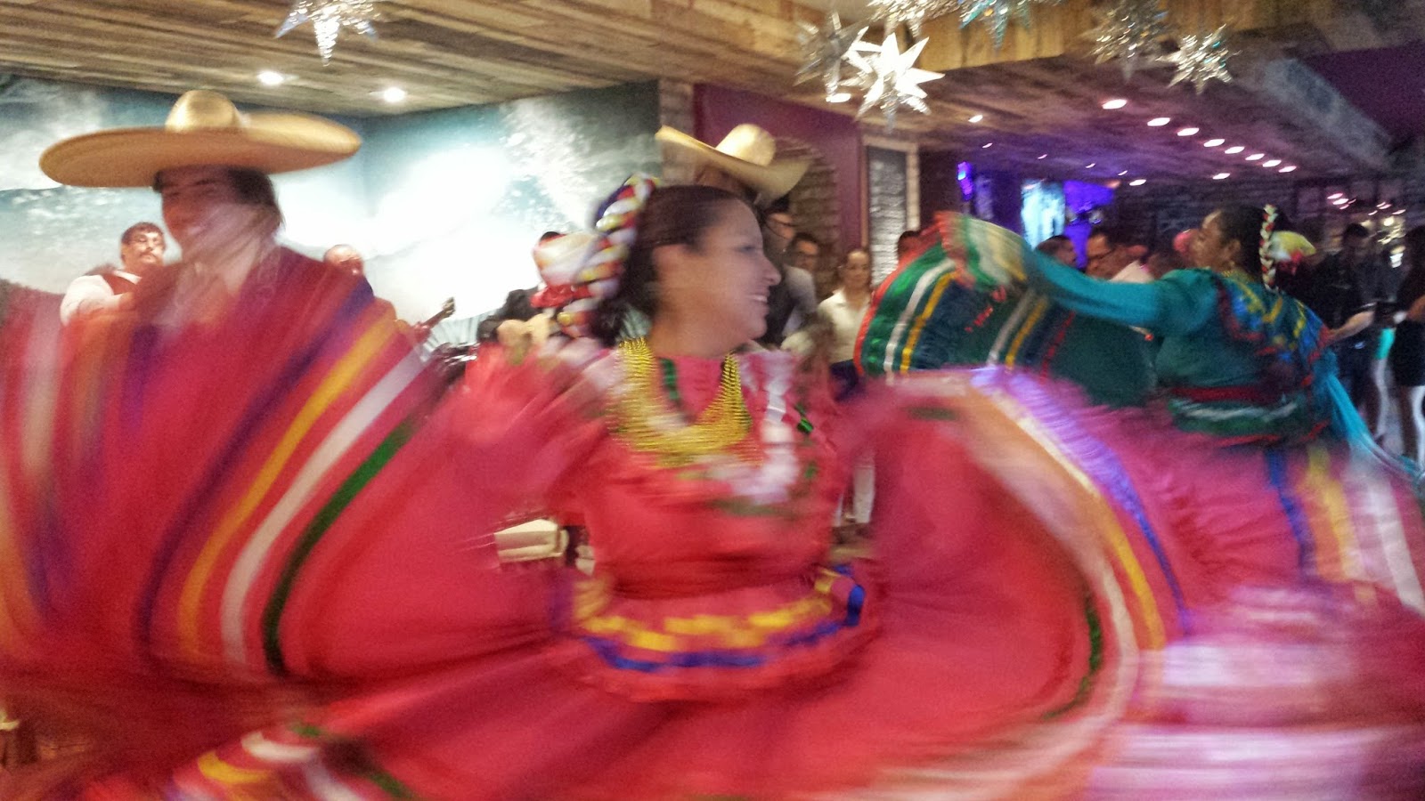 Muevete Dance Studio — La Mesa