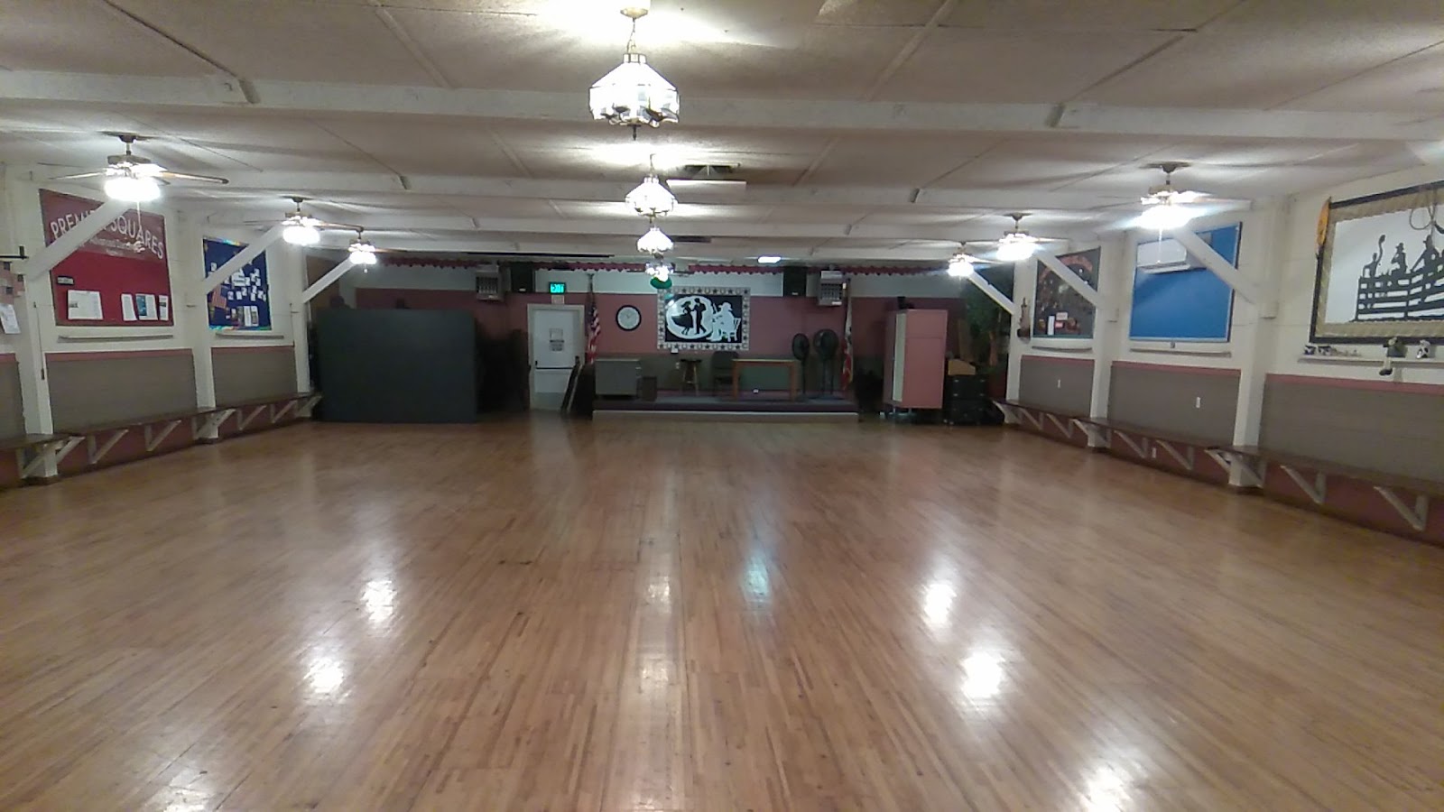 Cowtown Square Dance Center — Riverside