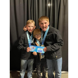 Illusion Dance Company, LLC logo