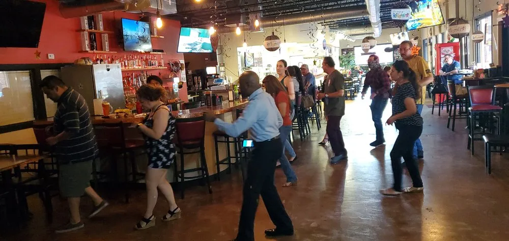 Salsa Lessons — photo 10