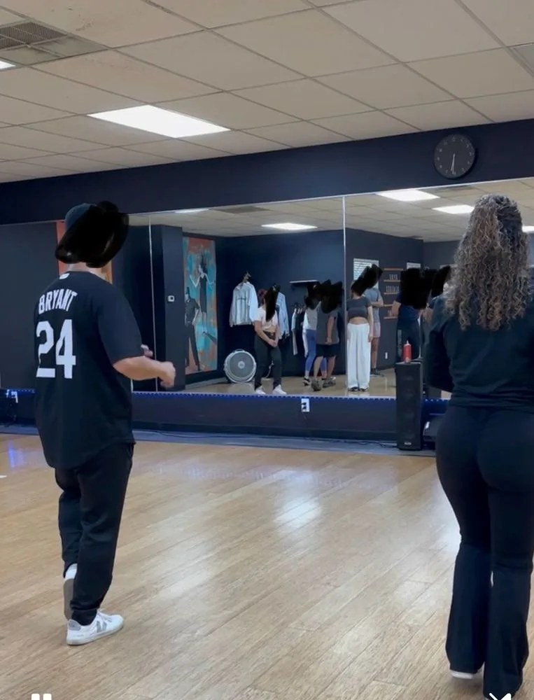Majesty in Motion Dance Studio Salsa and Bachata Lessons — photo 4